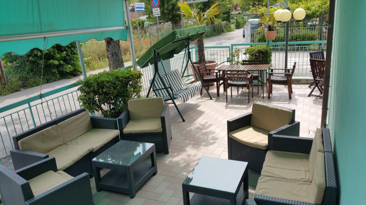 Hotel Savina Rimini Zewnętrze zdjęcie